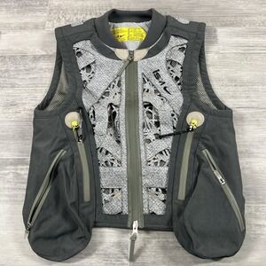 Nike ISPA Metamorph Zip Up Vest*‎ jacket Size XXS FJ7242-025 2XS Color Grey NWOT
